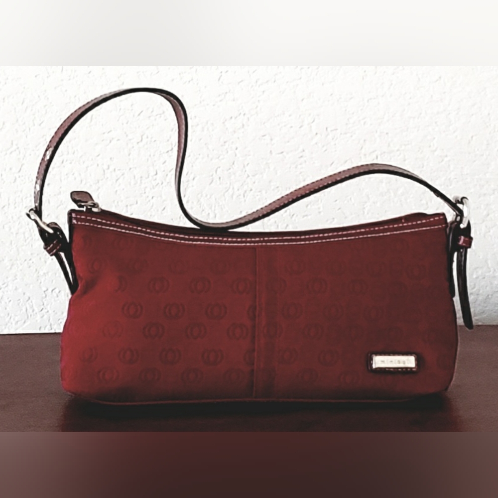 NWOT MINICCI RECTANGULAR PURSE IN DEEP RED